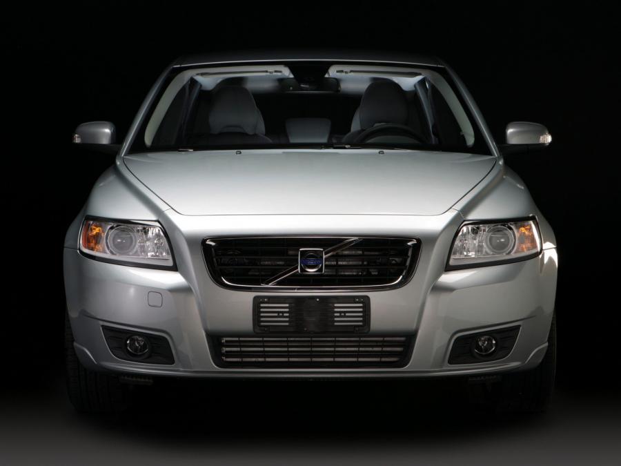  Volvo V50 2.0D 2007 года  (фото 4 из 6)